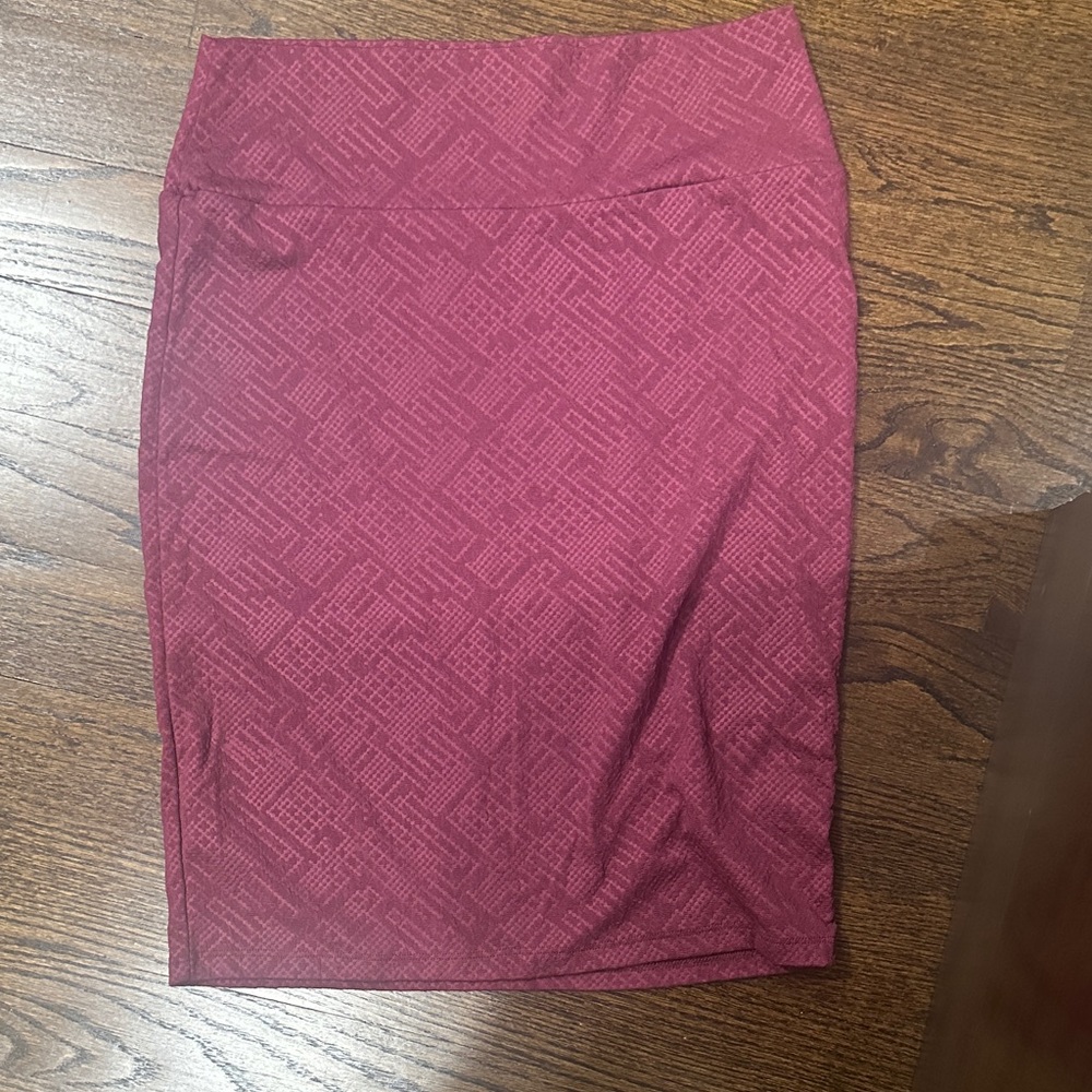 LuLaRoe Maroon Textured Pencil Skirt